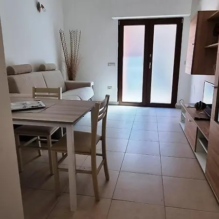 Appartamento Indipendente Vittorio *